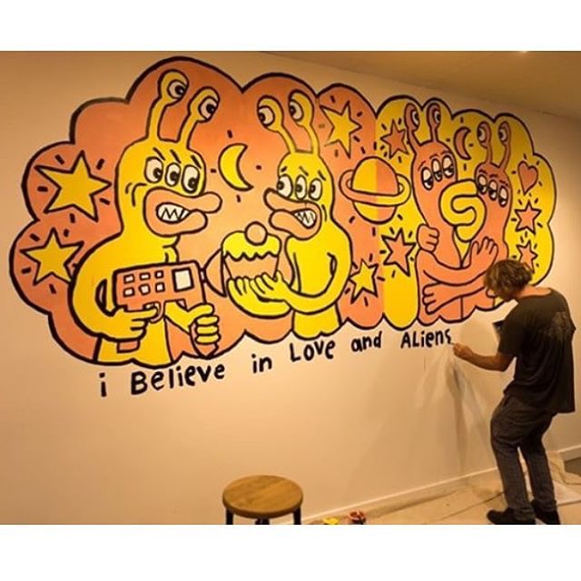 Artist: Ozzie Wright @ozzywrong